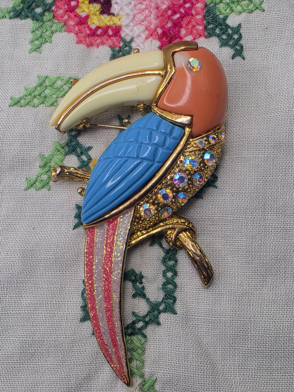 Hattie Carnegie Parrot Brooch Pin - Blue, Cream, Coral, Pink - Fashion Jewelry